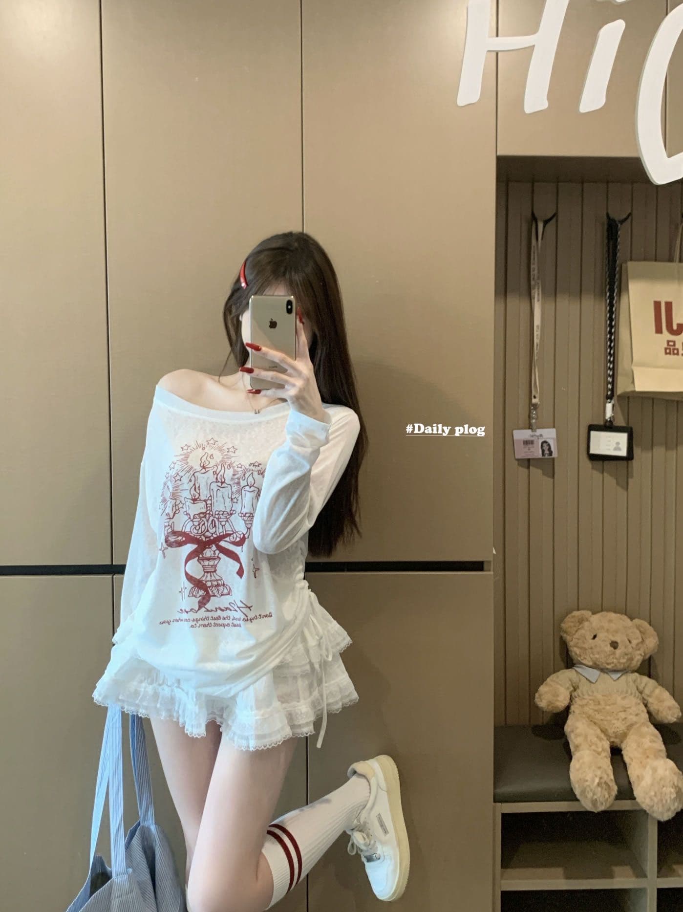화이트 낙서 비스듬한 어깨 긴팔 티셔츠 자외선 차단 블라우스 여성 새로운 여름 얇은 스타일 느긋한 바람 루즈핏 맨위 상세 이미지 14