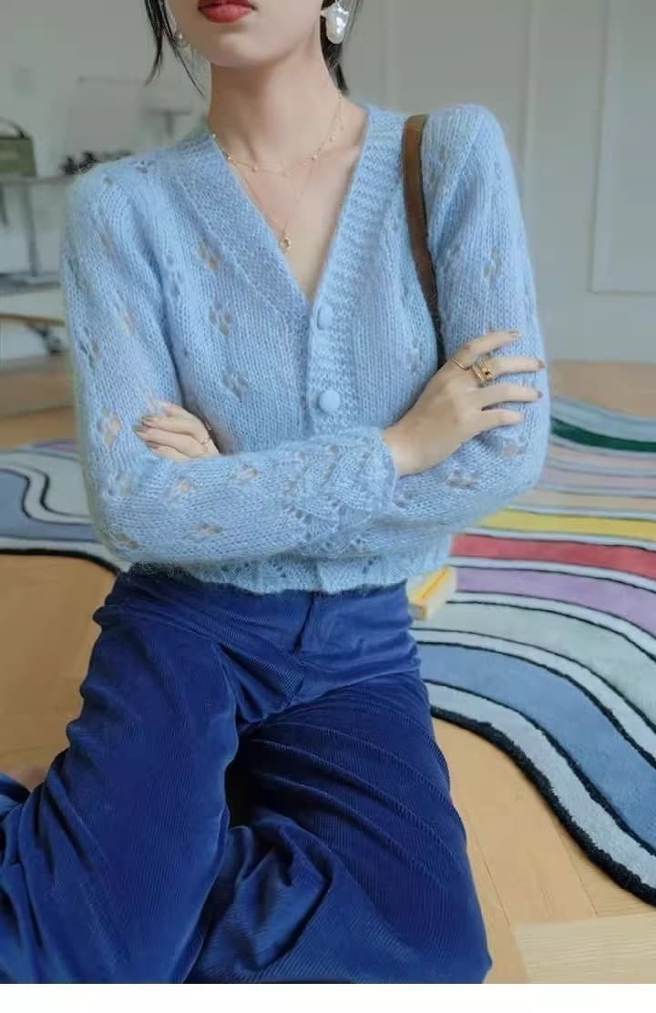 한국 동대문 부드러운 바람 쇼트 스타일 니트 오픈 가디건 에어컨 셔츠 여성 얇은 스타일 레트로 V넥 홀로우 아웃 재킷 맨위 이미지 4