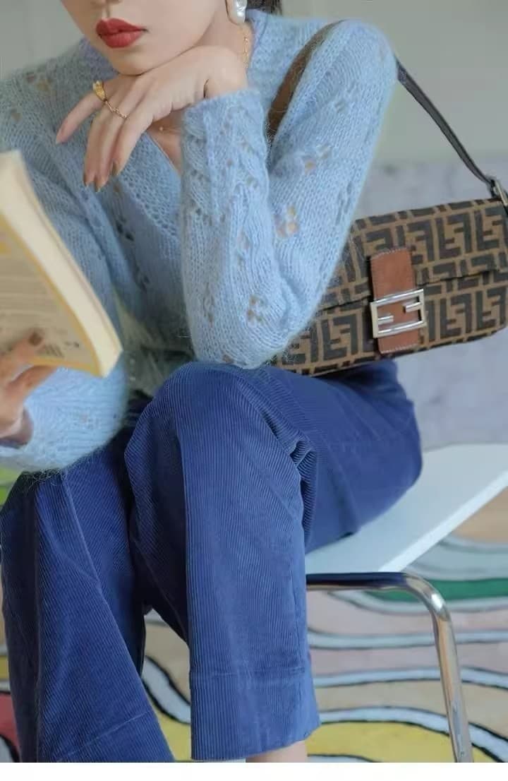 한국 동대문 부드러운 바람 쇼트 스타일 니트 오픈 가디건 에어컨 셔츠 여성 얇은 스타일 레트로 V넥 홀로우 아웃 재킷 맨위 상세 이미지 5
