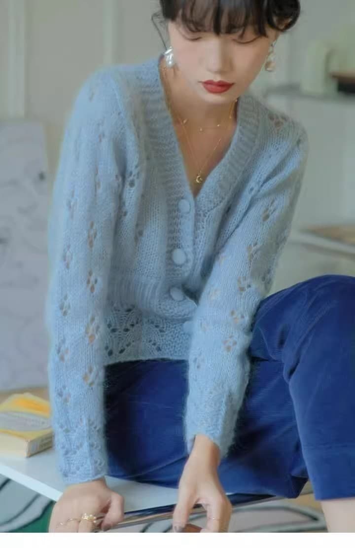 한국 동대문 부드러운 바람 쇼트 스타일 니트 오픈 가디건 에어컨 셔츠 여성 얇은 스타일 레트로 V넥 홀로우 아웃 재킷 맨위 상세 이미지 6