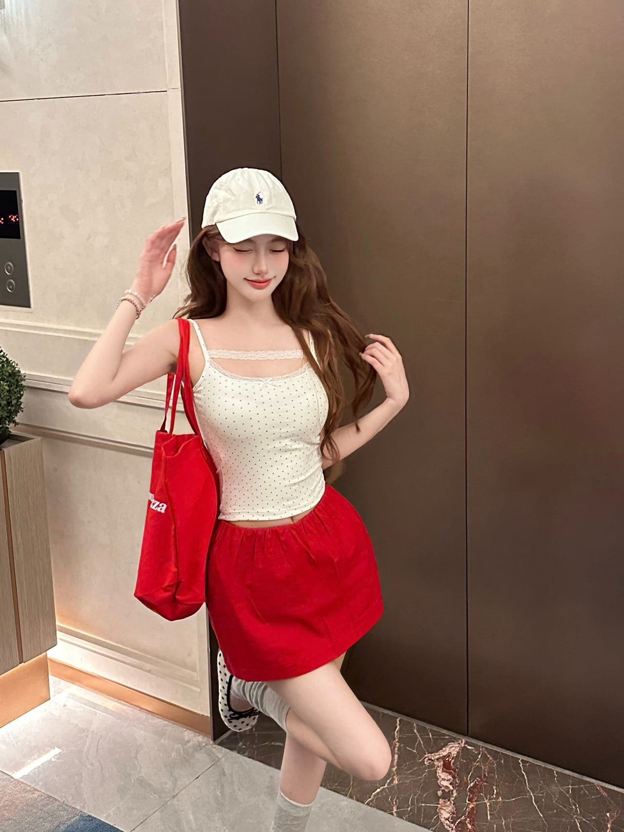 순수한 욕망 레이스 꽃무늬 캐미솔 아름다움 멜빵 가슴 패드 인사이드 가져 가라. 외출용 디자인 센스 몸매 가꾸기 슬림해 보이는 맨위 여성 상세 이미지 19