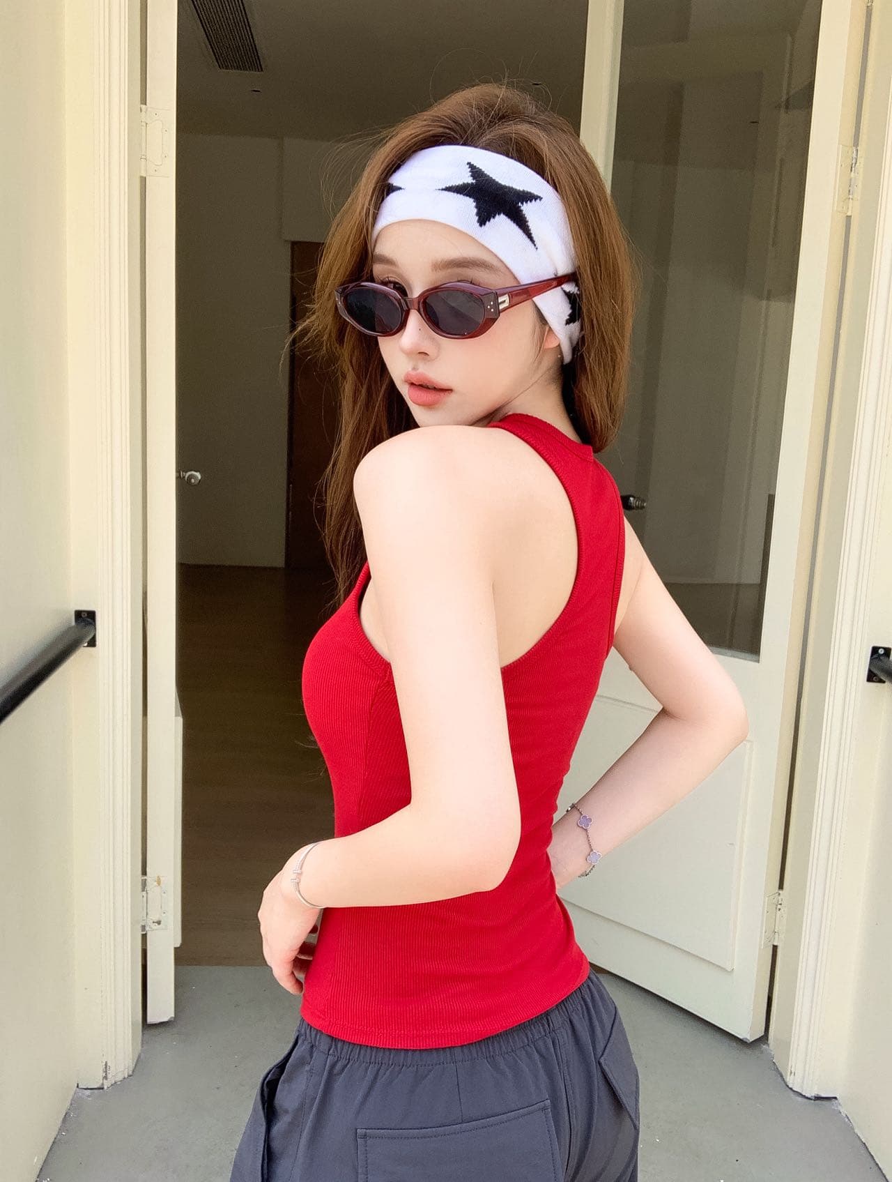 단어 조끼 여름 몸매 가꾸기 슬림해 보이는 외출용 u 칼라 민소매 슬립 켜기 벨트 가슴 패드 상세 이미지 2
