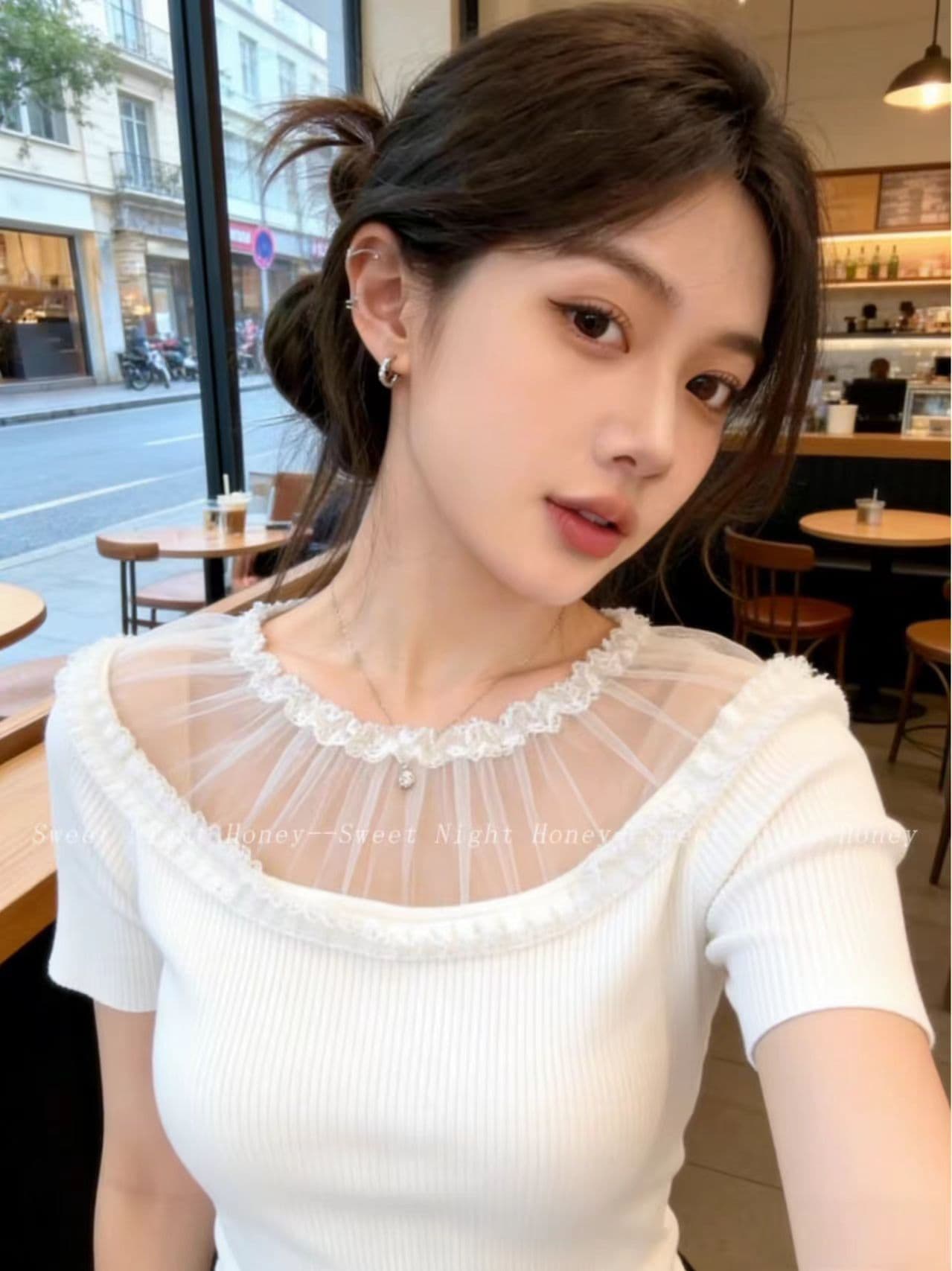 여름 새로운 부드러운 바람 레이스 레이스 라운드 넥 반팔 니트 스웨터 여성 몸매 가꾸기 품격 연령 감소 티셔츠 맨위 여성 상세 이미지 4