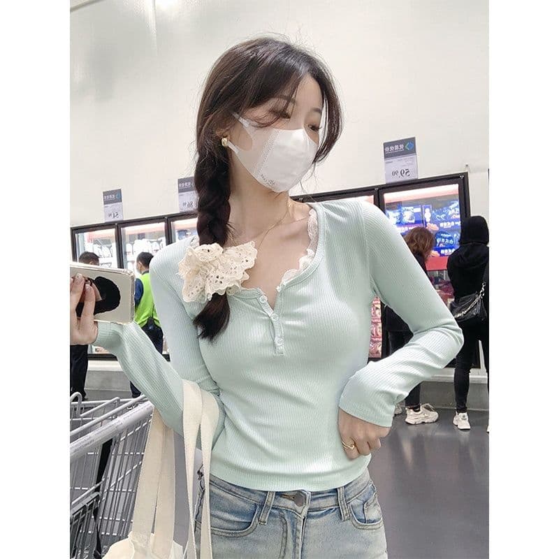 연삭 털 디자인 센스 달콤한 자매 순수한 욕망 몸매 가꾸기 기본 셔츠 여성 반 개방 칼라 긴팔 맨위 인사이드 가져 가라. 티셔츠 상세 이미지 8