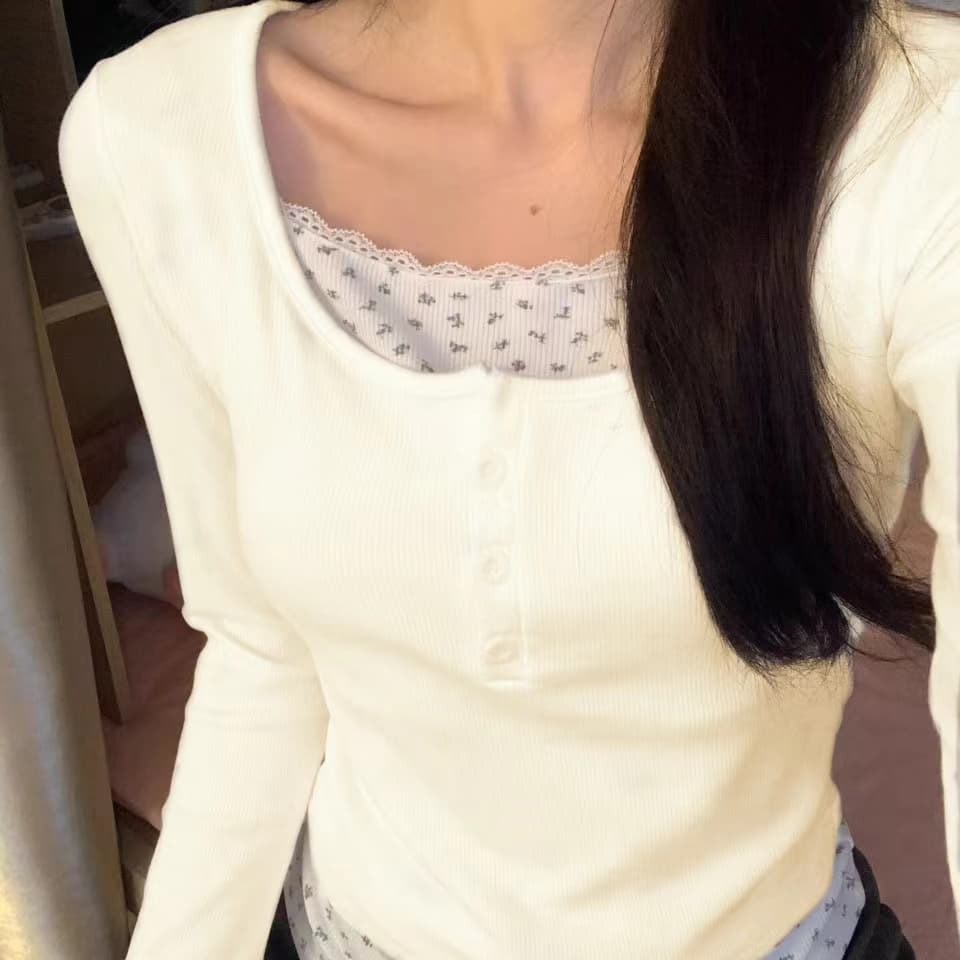 연삭 털 새로운 가을 겨울철 꽃무늬 페이크 레이어드 긴팔 나만의 것을 가져와 라. 가슴 패드 De 플러시 보온 티셔츠 기본 셔츠 상세 이미지 4