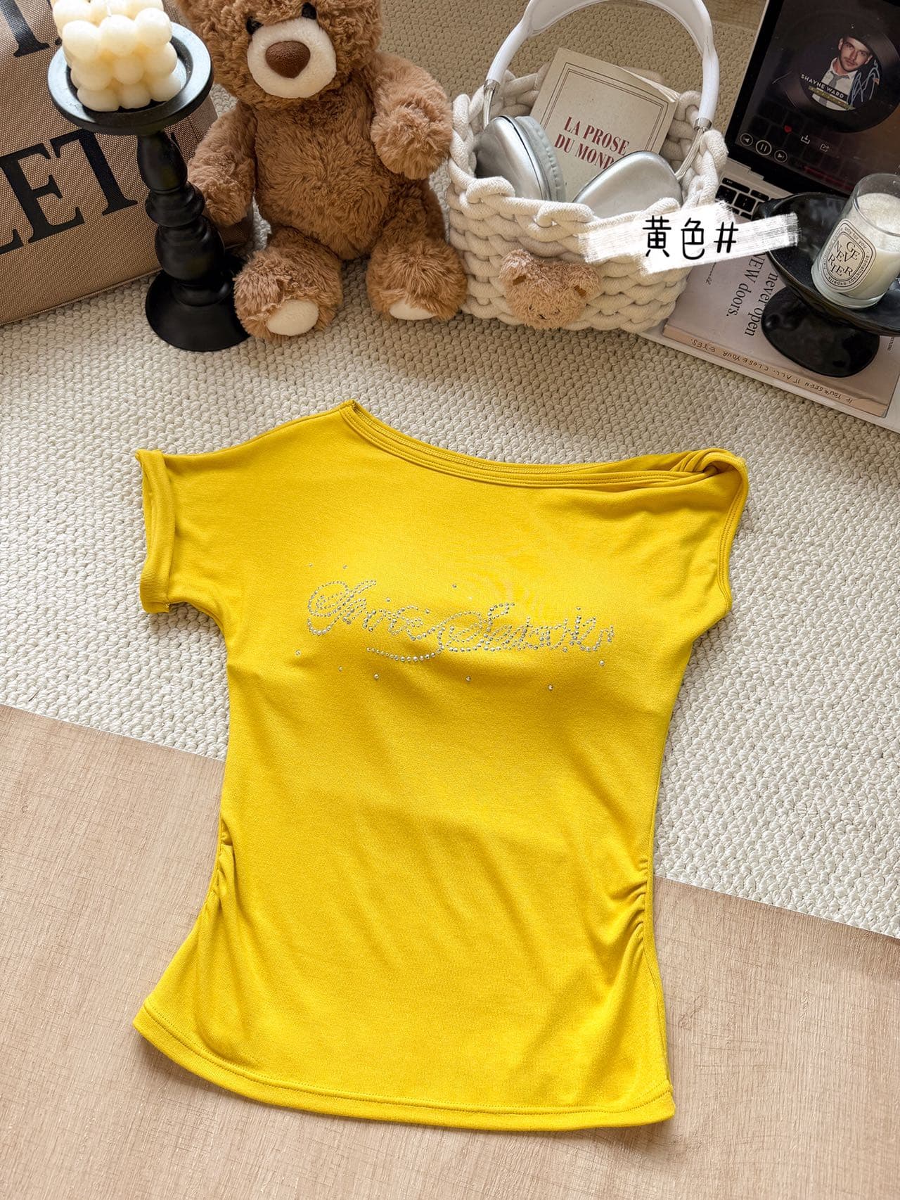 한 부서 무거운 작업 핫픽스 비틀림 비스듬한 어깨 반팔 티셔츠 여성 디자인 센스 허리 수축 다용도 오프숄더 맨위 이미지 2