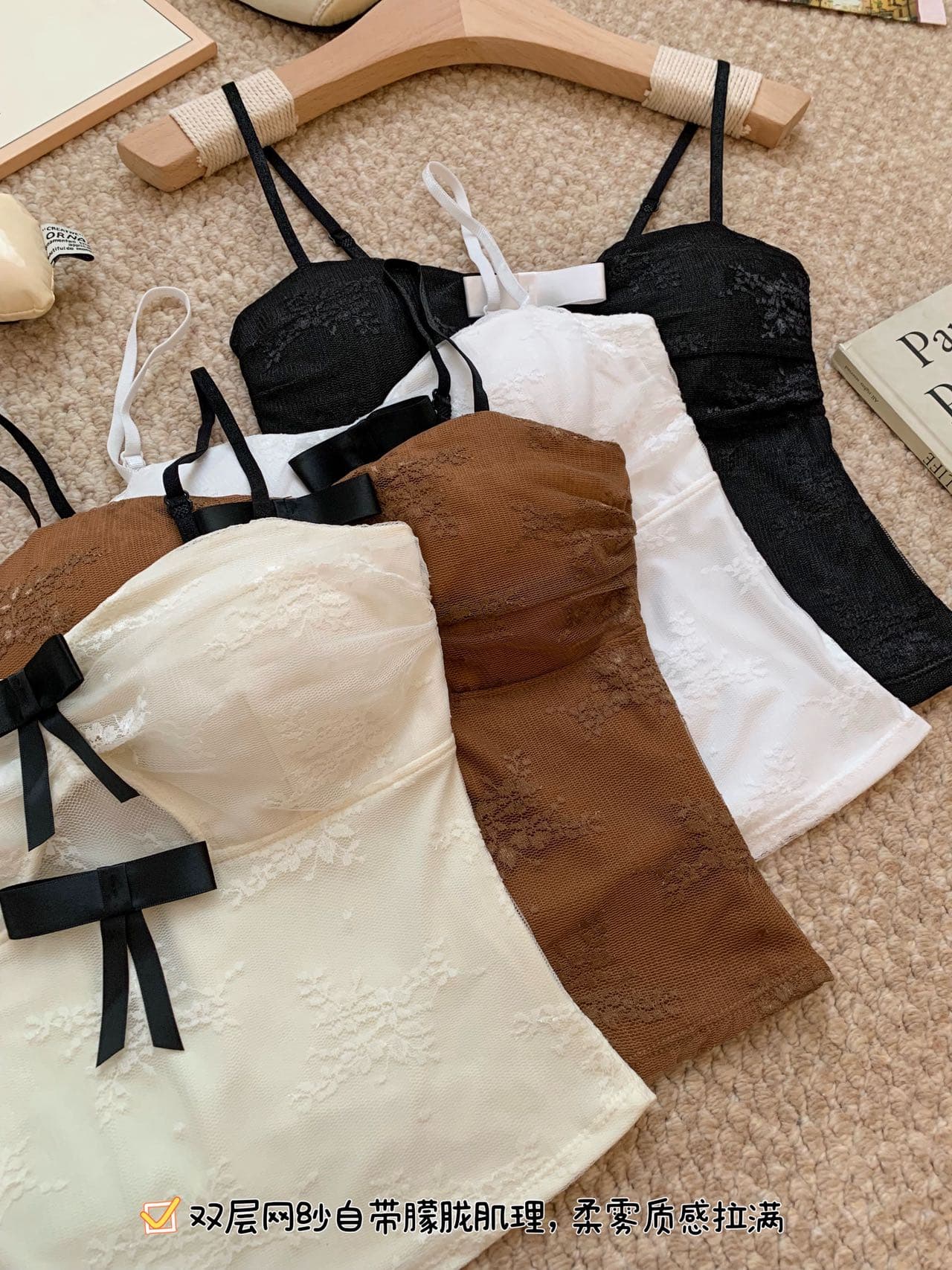 달콤한 매운맛 바람 V넥 홀로우 아웃 나비 매듭 레이스 캐미솔 순수한 욕망 섹시함 백리스 슬림해 보이는 민소매 다용도 맨위 상세 이미지 29