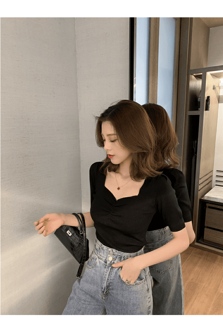 2026 여름 새로운 한국 스타일 디자인 센스 광장 칼라 펌프 Pleat 반팔 니트 스웨터 여성 chic 슬림해 보이는 조심해. 선상에서 의류 상세 이미지 6