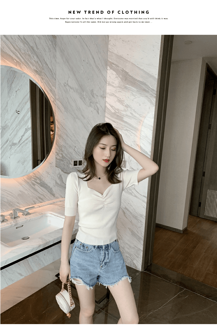 2026 여름 새로운 한국 스타일 디자인 센스 광장 칼라 펌프 Pleat 반팔 니트 스웨터 여성 chic 슬림해 보이는 조심해. 선상에서 의류 상세 이미지 15