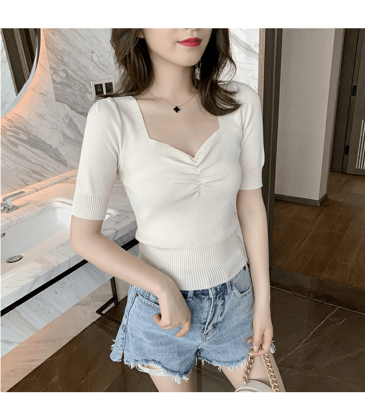 2026 여름 새로운 한국 스타일 디자인 센스 광장 칼라 펌프 Pleat 반팔 니트 스웨터 여성 chic 슬림해 보이는 조심해. 선상에서 의류 상세 이미지 16