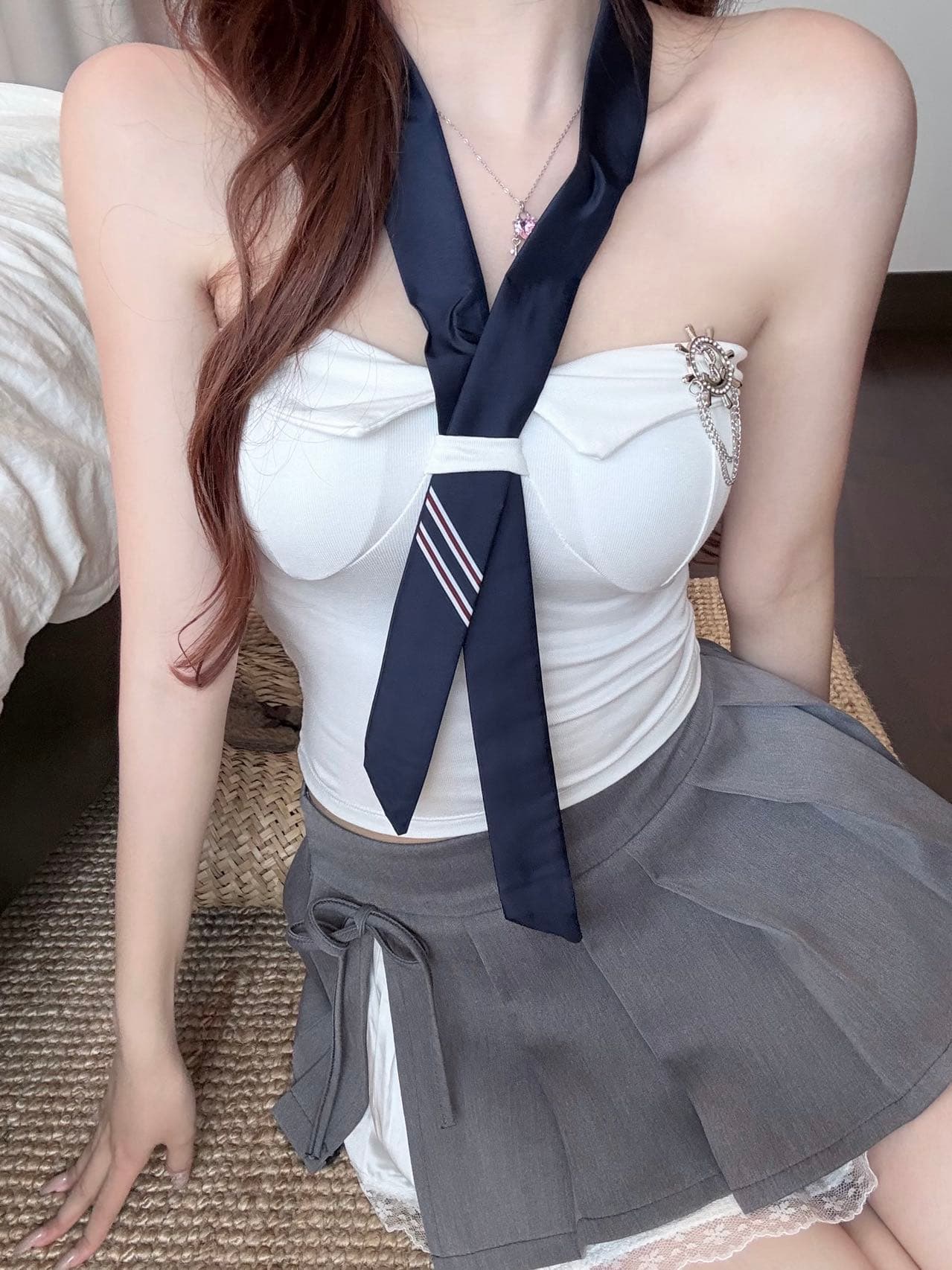 작은 샤넬 스타일 달콤한 핫걸 오프숄더 슬림해 보이는 배색 넥타이 조끼 여성 넥타이 아름다움 뒤로 상세 이미지 17