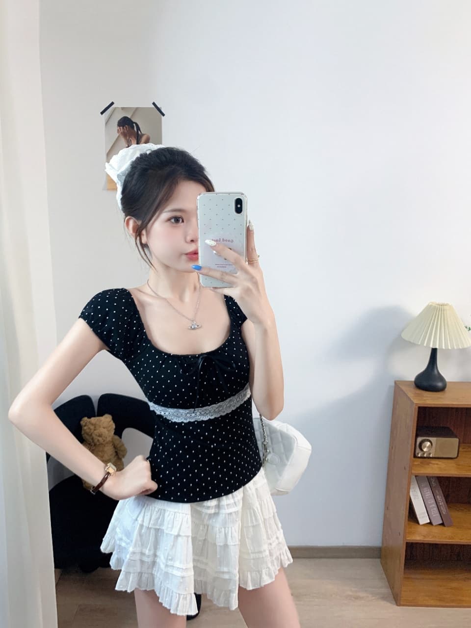 나비 매듭 디자인 도트 무늬 레이스 조각 스퀘어 입 칼라 티셔츠 거품 소매 화이트 몸매 가꾸기 짧은 맨위 트렌드 다용도 상세 이미지 13