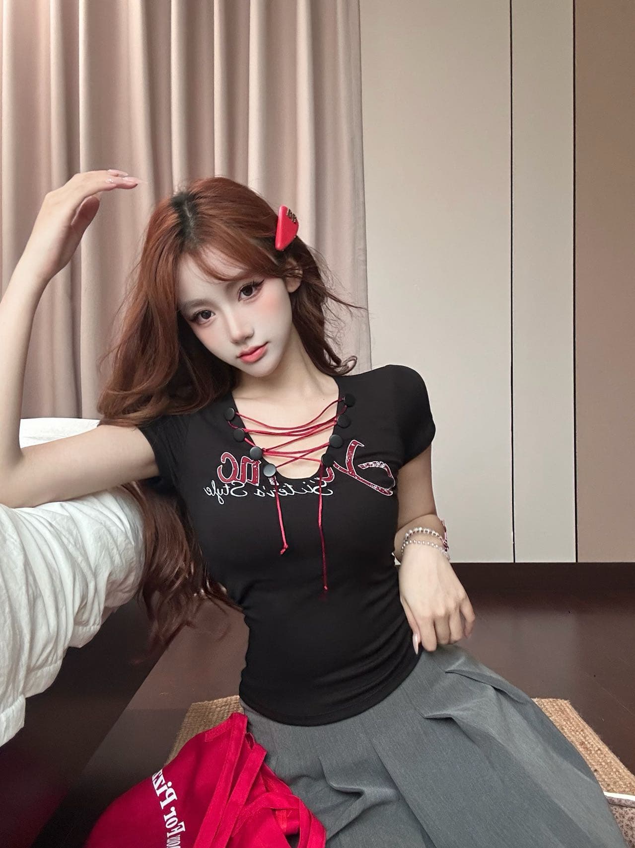 순수한 욕망 바람 십자가 스트랩 V넥 반팔 티셔츠 몸매 가꾸기 슬림해 보이는 알파벳 프린트 쇼트 스타일 맨위 상세 이미지 8