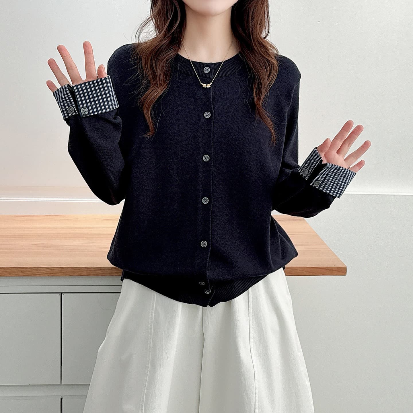 가을 디자인 센스 체크무늬 소매 싸움 패션 연결 라운드 넥 긴팔 다용도 여성 셔츠 오픈 가디건 외부 가져 가라. 상세 이미지 18
