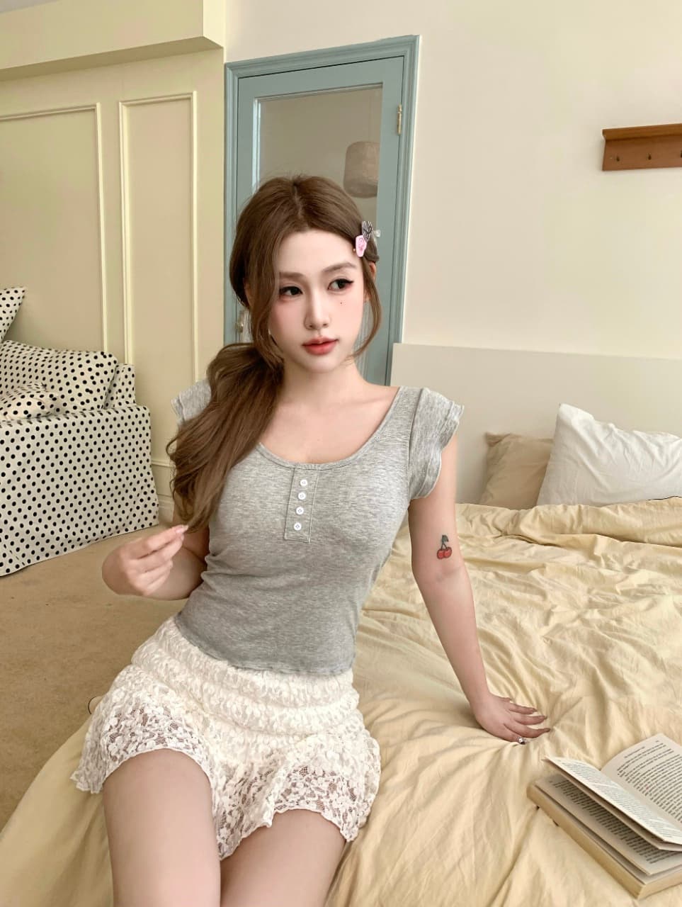 작은 대중 디자인 센스 꼬집기 허리 슬림해 보이는 단추 연꽃 잎 소매 반팔 벨트 가슴 패드 상세 이미지 10