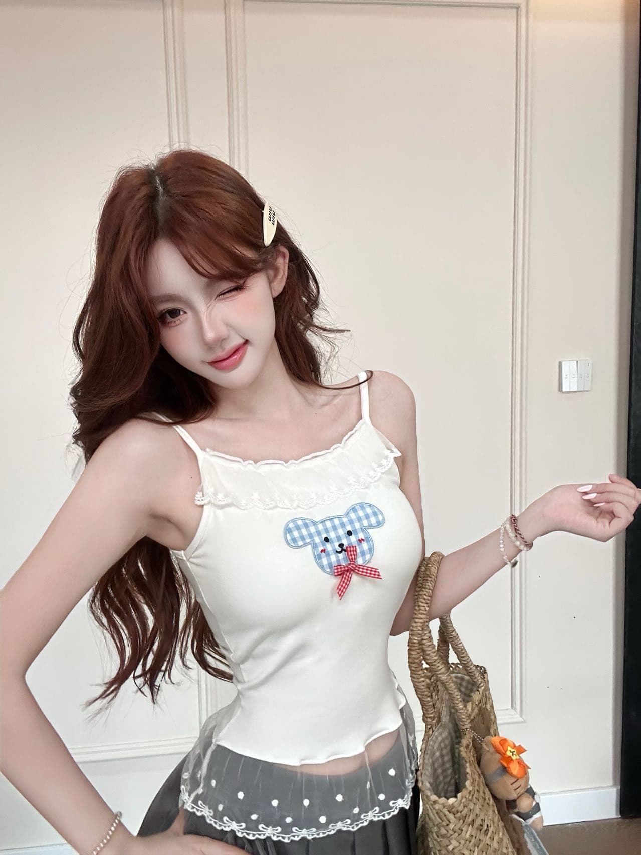 새로운 작은 대중 핫걸 k 만화 프린트 슬립 여성 허리 수축 여름 몸매 가꾸기 슬림해 보이는 벨트 가슴 패드 인사이드 가져 가라. 튜브탑 상세 이미지 7