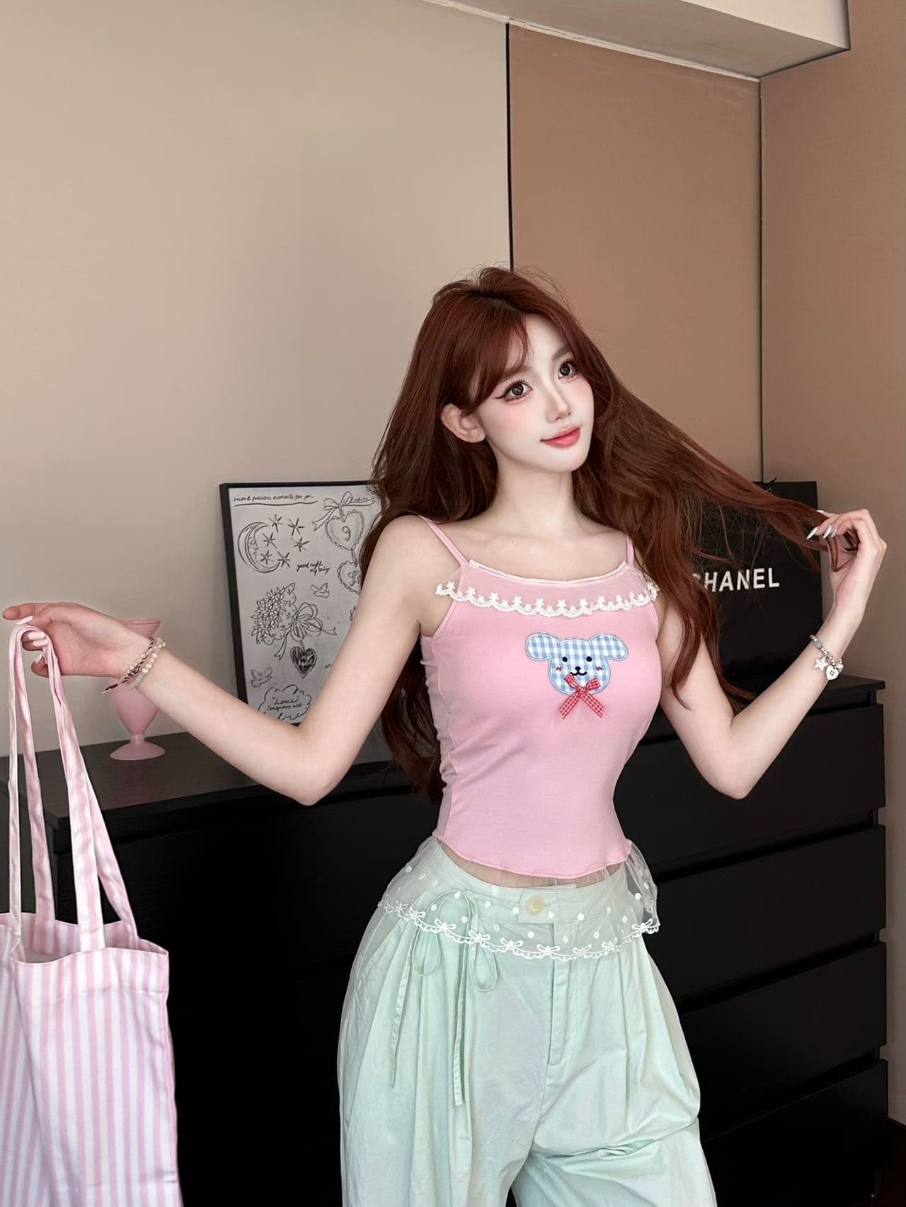 새로운 작은 대중 핫걸 k 만화 프린트 슬립 여성 허리 수축 여름 몸매 가꾸기 슬림해 보이는 벨트 가슴 패드 인사이드 가져 가라. 튜브탑 상세 이미지 26