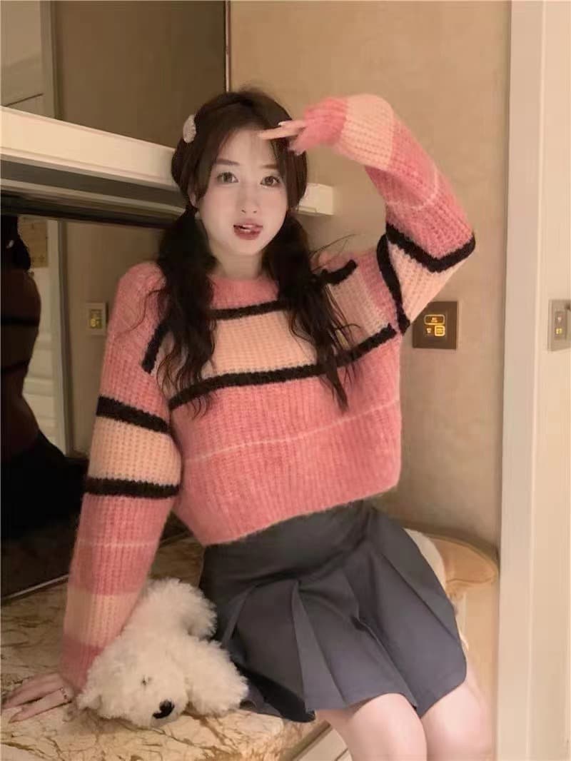한국 스타일 캐주얼 루즈핏 배색 스트라이프 쇼트 스타일 양모 니트 스웨터 연령 감소 풀오버 스웨터 여자 상세 이미지 3