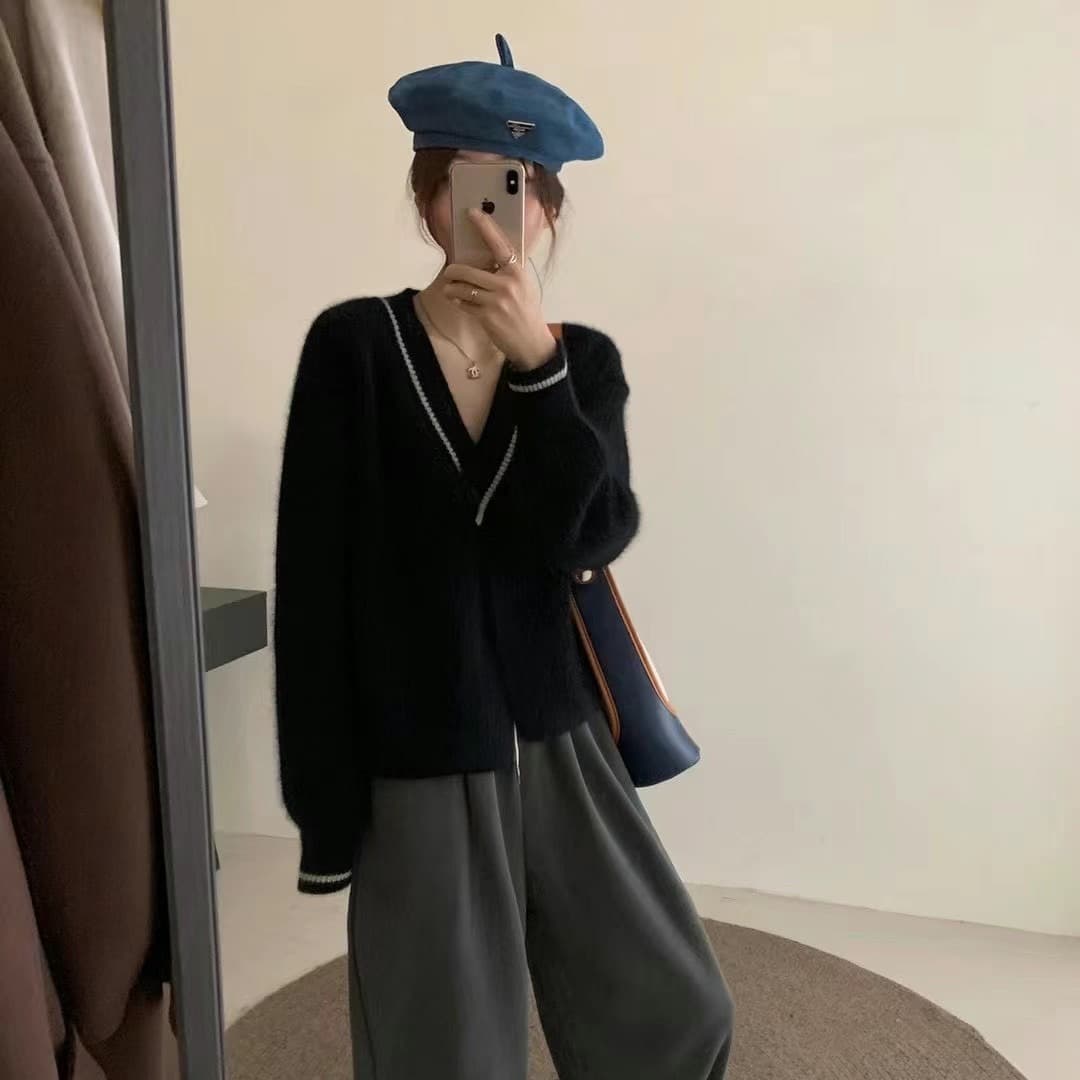 한국 동대문 가을 겨울 새로운 외국 가스 슬림해 보이는 디자인 센스 패치워크 V넥 너구리 털 니트 오픈 가디건 이미지 5