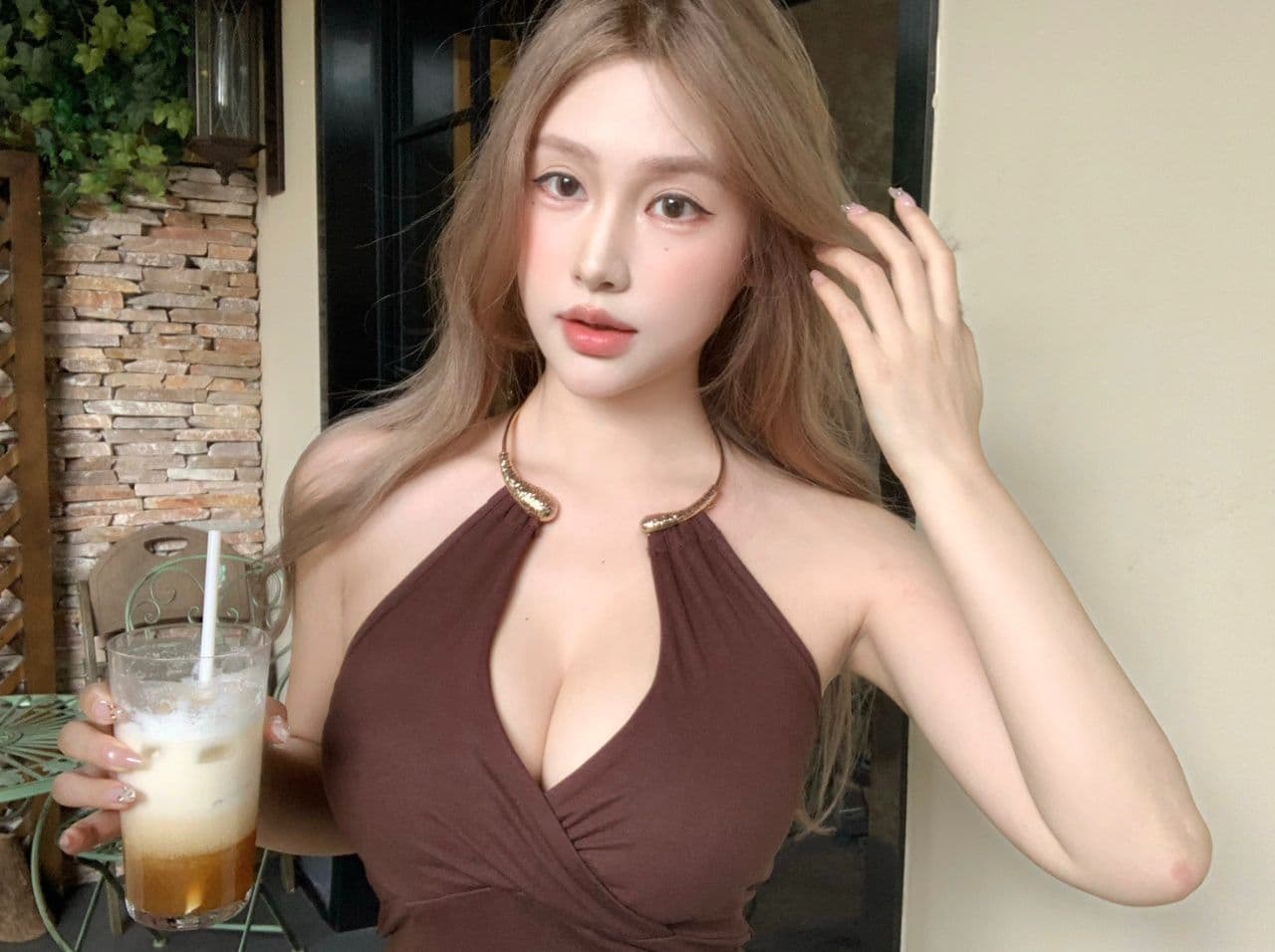 핫걸 금속 새로운 여름 슬립 아름다운 조끼 슬림해 보이는 백리스 튜브탑 몸매 가꾸기 품격 벨트 가슴 패드 의류 상세 이미지 14