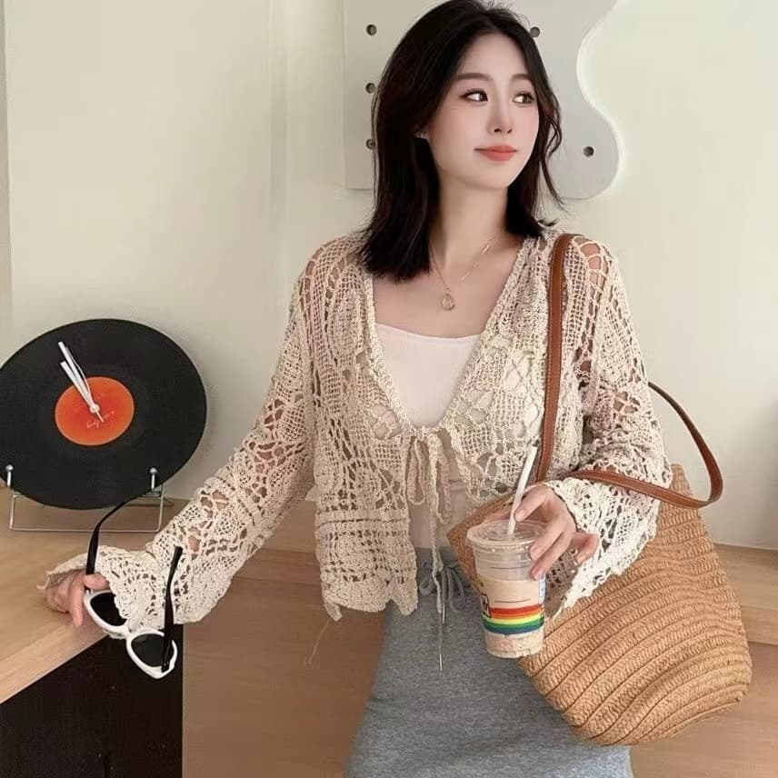 프랑스식 레트로 자수 레이스업 쇼트 스타일 오픈 가디건 여름 패션 긴팔 홀로우 아웃 태양 보호 셔츠 부드러운 바람 외부 잡아라. 의류 이미지 2