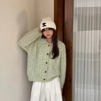 밝은색 POLO 칼라 루즈핏 느긋한 바람 니트 스웨터 여성 디자인 센스 작은 대중 고급 센스 스웨터 오픈 가디건 상세 이미지 1