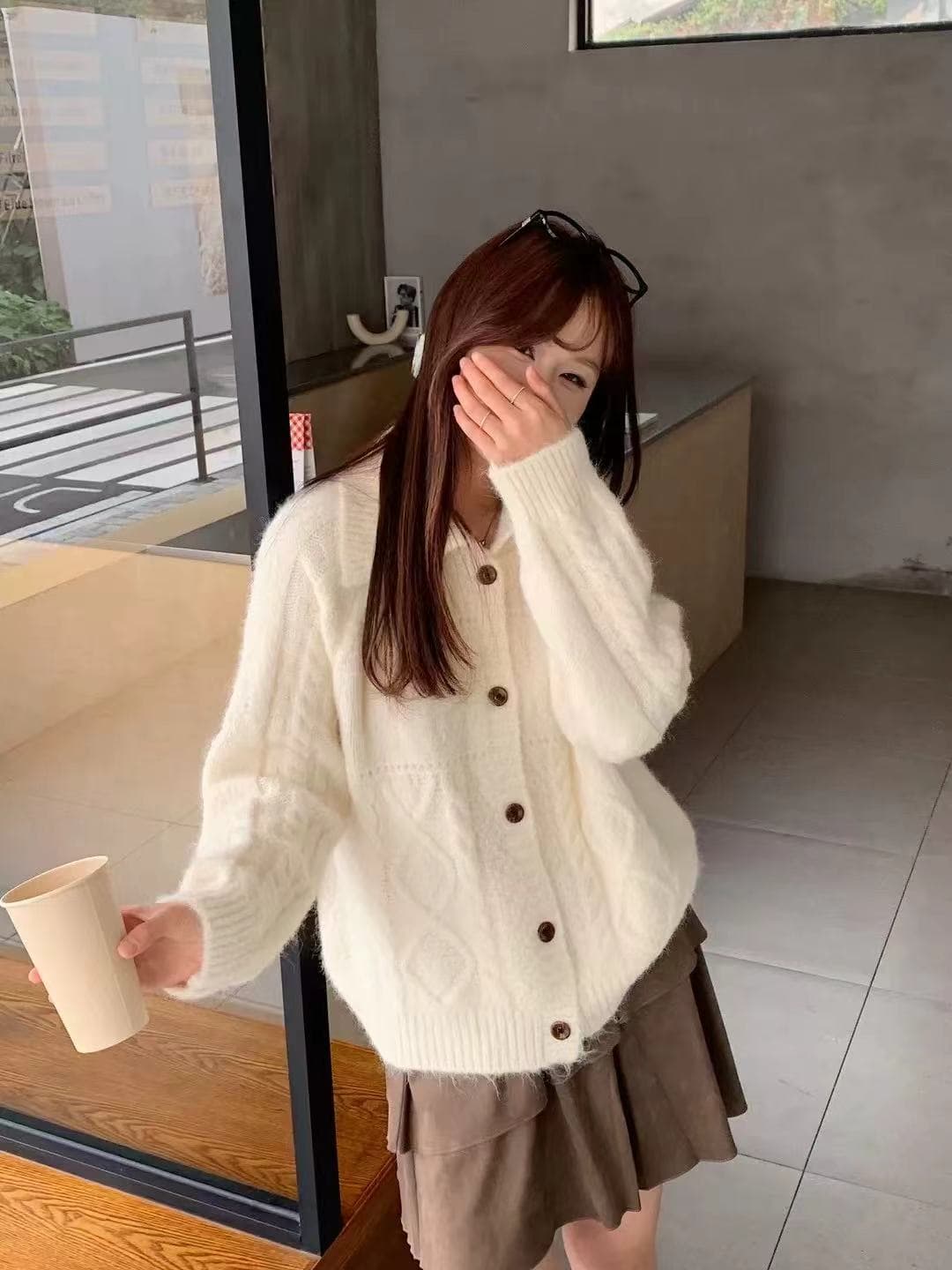 밝은색 POLO 칼라 루즈핏 느긋한 바람 니트 스웨터 여성 디자인 센스 작은 대중 고급 센스 스웨터 오픈 가디건 상세 이미지 11