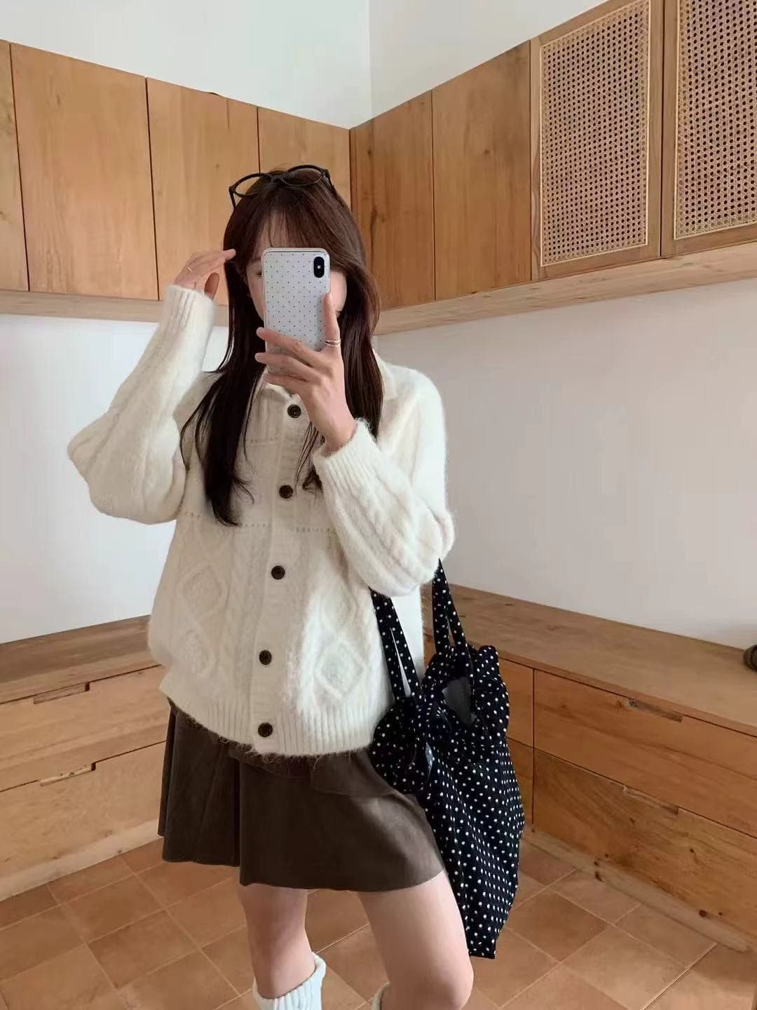 밝은색 POLO 칼라 루즈핏 느긋한 바람 니트 스웨터 여성 디자인 센스 작은 대중 고급 센스 스웨터 오픈 가디건 상세 이미지 12