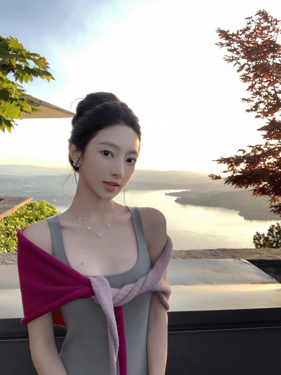배색 스택 바늘 짠 셔츠 숄 여성 2026 여름 새로운 품격 패션 다용도 캐주얼 맨위 여성 상세 이미지 5
