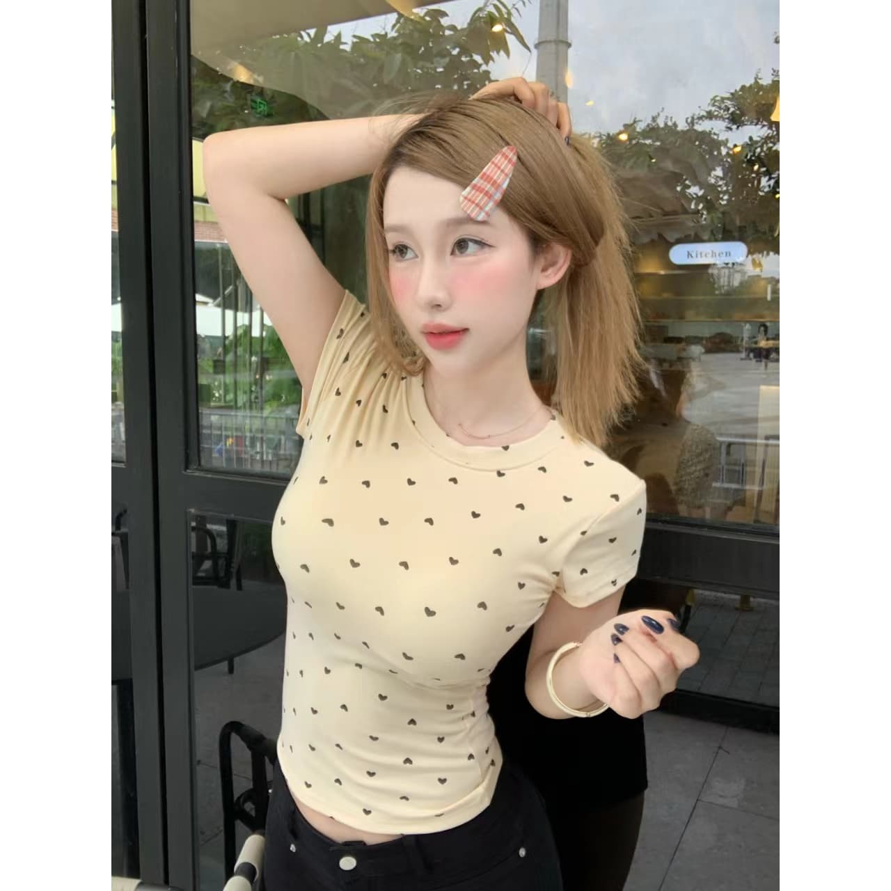 여름 디자인 센스 핫걸 몸매 가꾸기 Chic 긍정적 인 어깨 라운드 넥 복숭아 심장 프린트 반팔 벨트 가슴 패드 상세 이미지 4