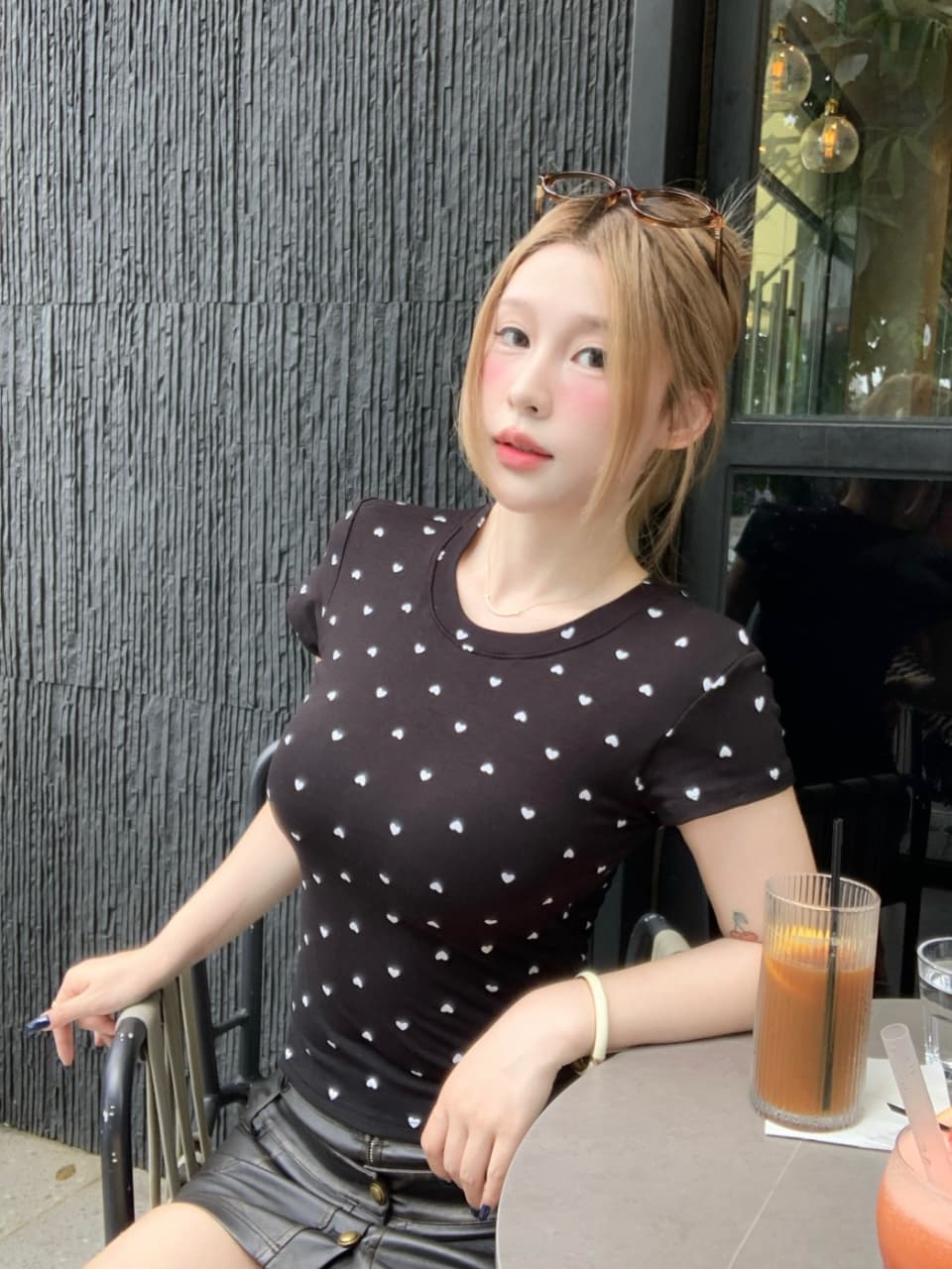 여름 디자인 센스 핫걸 몸매 가꾸기 Chic 긍정적 인 어깨 라운드 넥 복숭아 심장 프린트 반팔 벨트 가슴 패드 상세 이미지 22