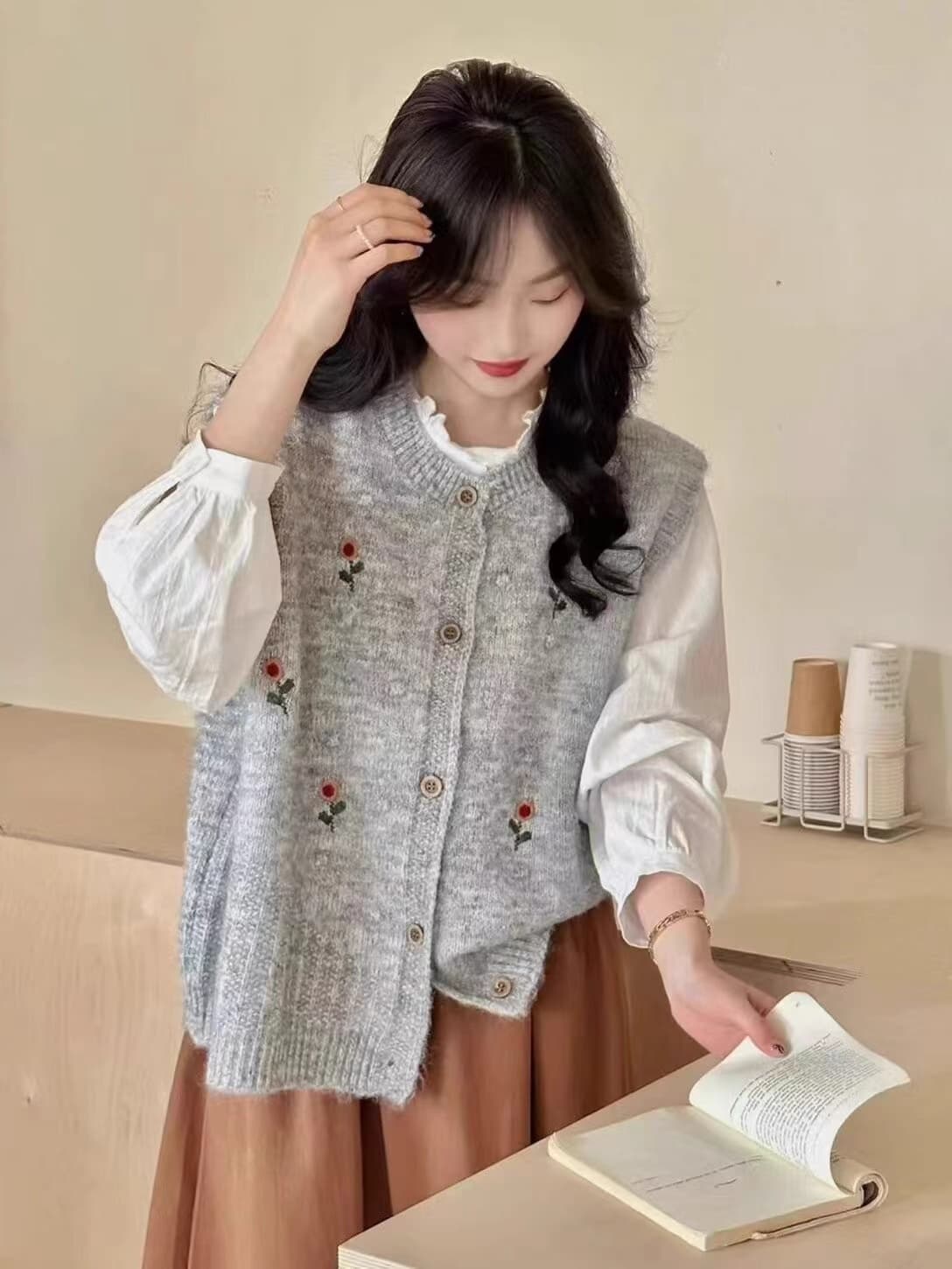 한 부서 느긋한 바람 꽃 니트 베스트 조끼 여성 가을 겨울 셔츠 스택 착용 민소매 어깨 외부 가져 가라. 스웨터 오픈 가디건 상세 이미지 2
