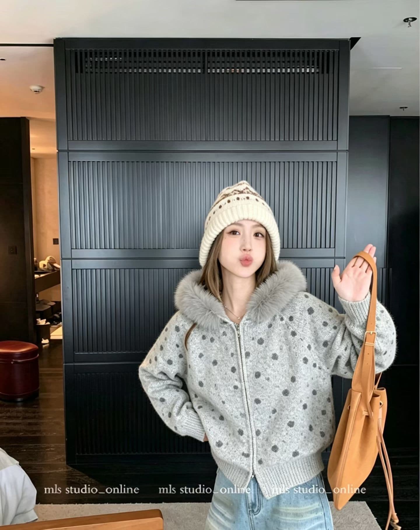 아메리칸 도트 무늬 모자 포함 어린이 길이 소매 면 베스트 여성 레저 모피 칼라 착용 재킷 이미지 4