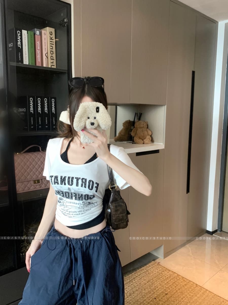 실사 핫걸 행침 목 페이크 레이어드 반팔 티셔츠 여성 여름 새로운 작은 대중 디자인 센스 짧은 맨위 상세 이미지 7