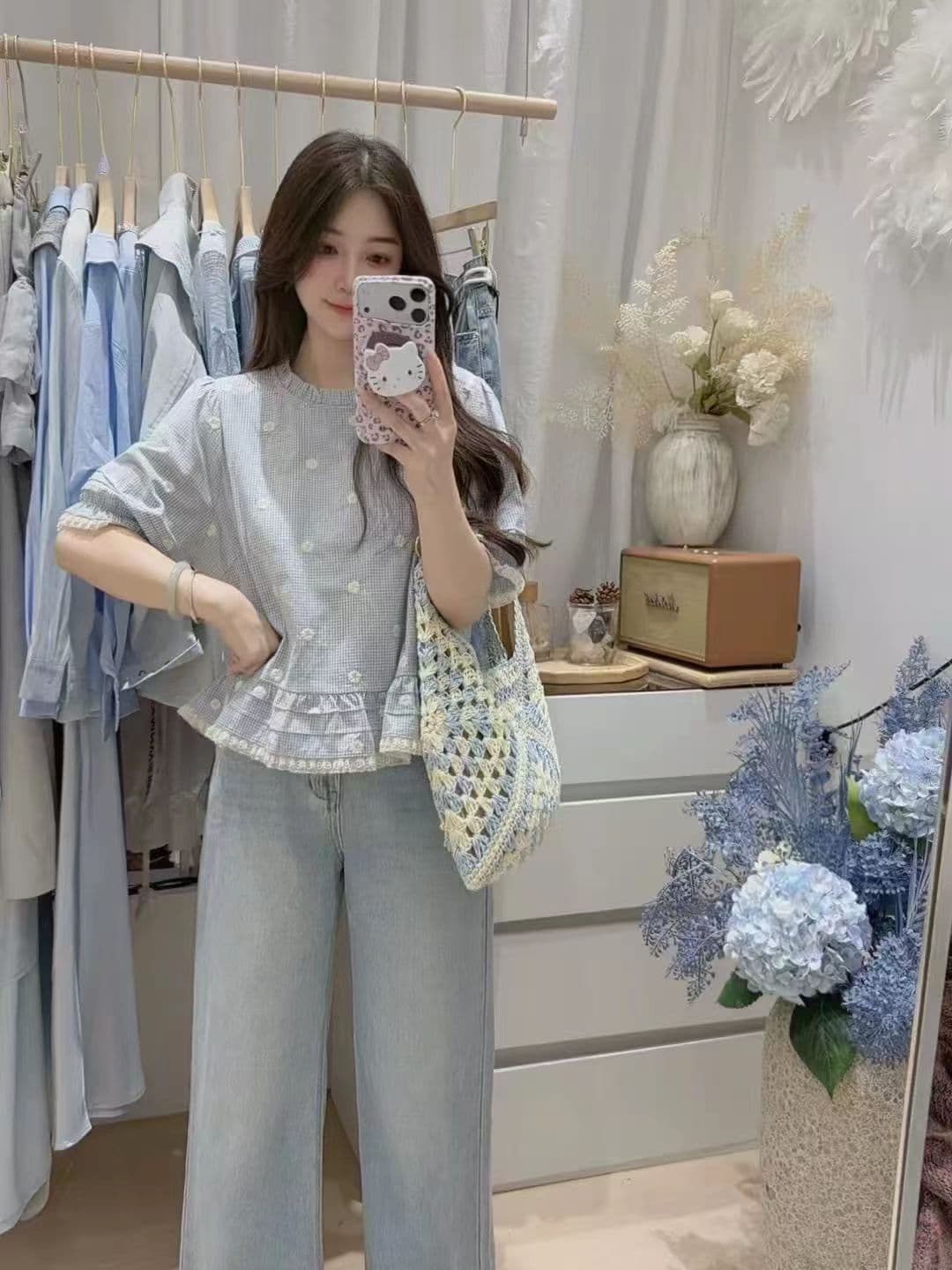 여름 섹션 달콤한 스타일 라운드 넥 자수 체크무늬 패치워크 캐주얼 다용도 여성 셔츠 상세 이미지 13
