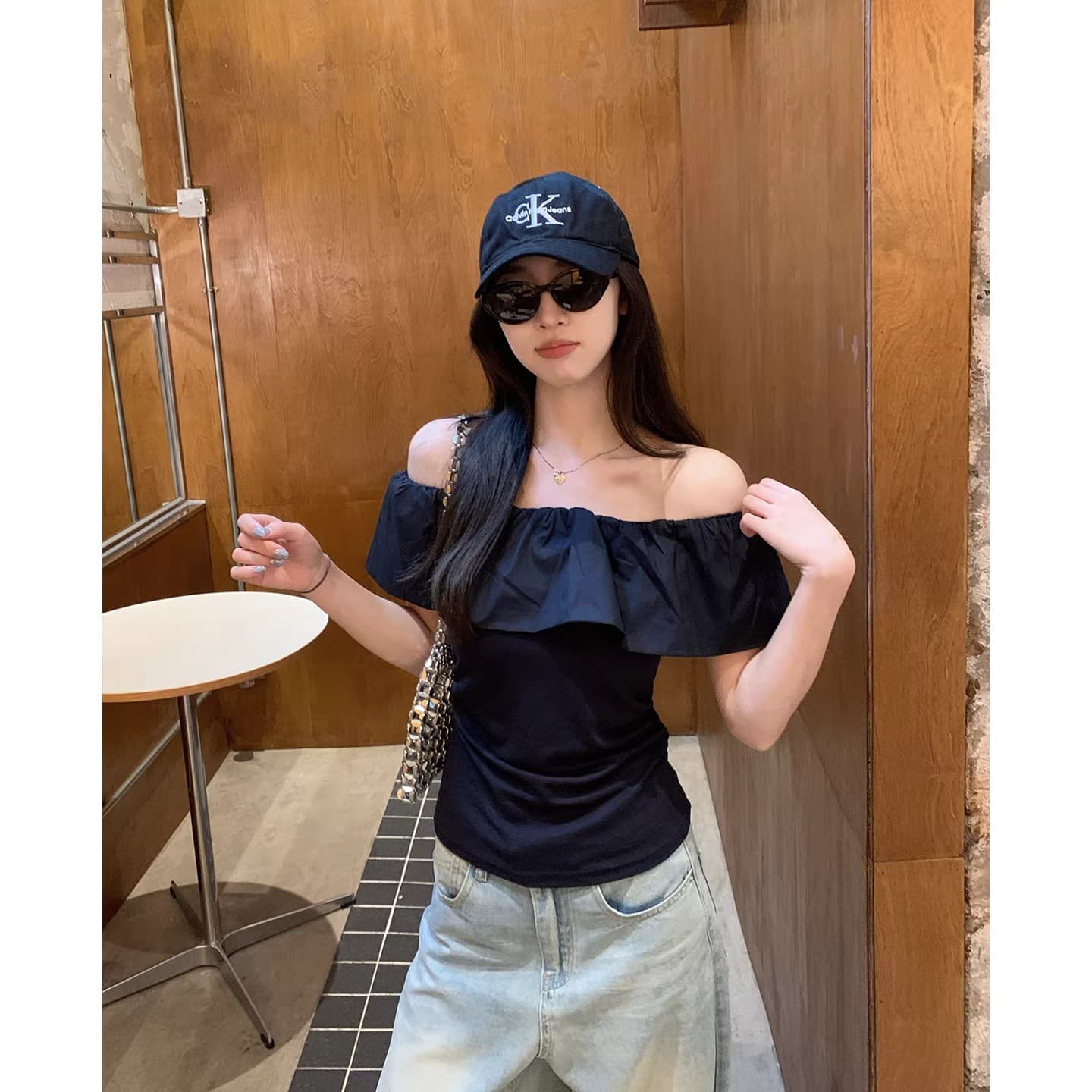 원본 것 2026 프랑스식 프릴 오프숄더 반팔 티셔츠 여성 여름 몸매 가꾸기 슬림해 보이는 오프숄더 맨위 트렌디