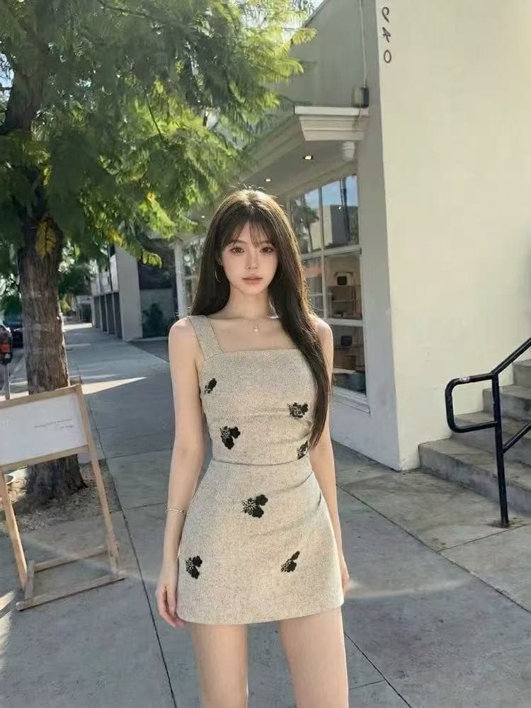 프랑스식 레트로 프린트 광장 칼라 슬립 여성 드레스 고급 센스 꼬집기 허리 슬림해 보이는 짧은 치마 여름 새로운 이미지 4