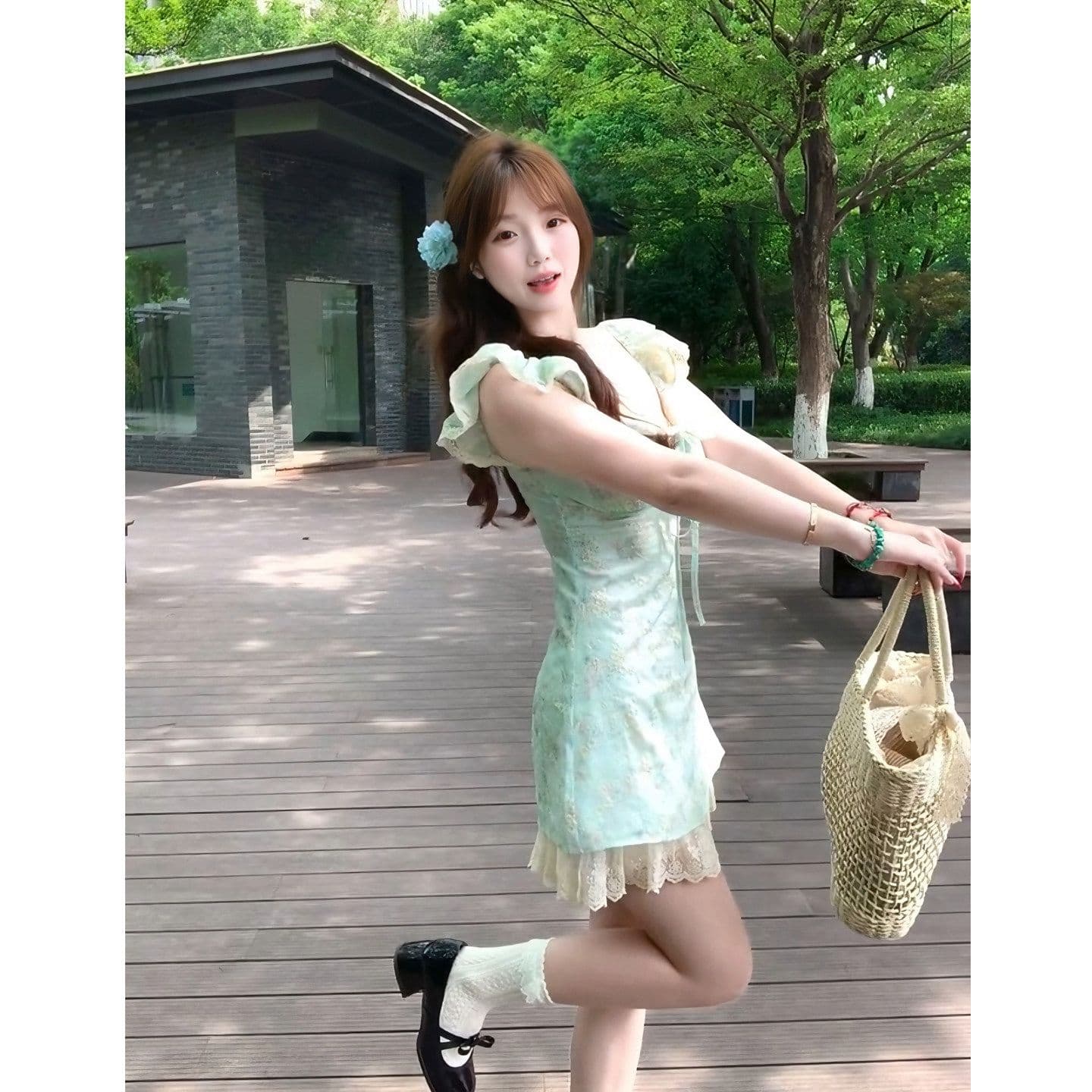 도파민 박하 녹색 꽃무늬 여성 드레스 여름 부드러운 바람 레이스 조각 작은 날다 소매 허리 수축 퍼프 미니 스커트 이미지 4