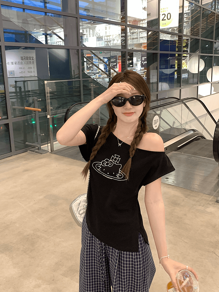 아메리칸 핫걸 비스듬한 칼라 오프숄더 고양이 핫픽스 반팔 티셔츠 여성 디자인 센스 몸매 가꾸기 슬림해 보이는 맨위 여름 상세 이미지 8