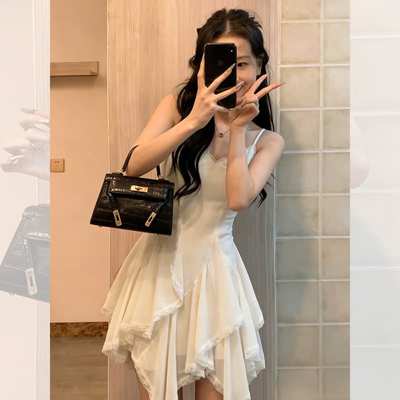 두꺼운 쉬폰 원단 네리 레이스 패치워크 디자인 센스 슬립 여성 드레스 봄 몸매 가꾸기 민소매 치마 이미지 3