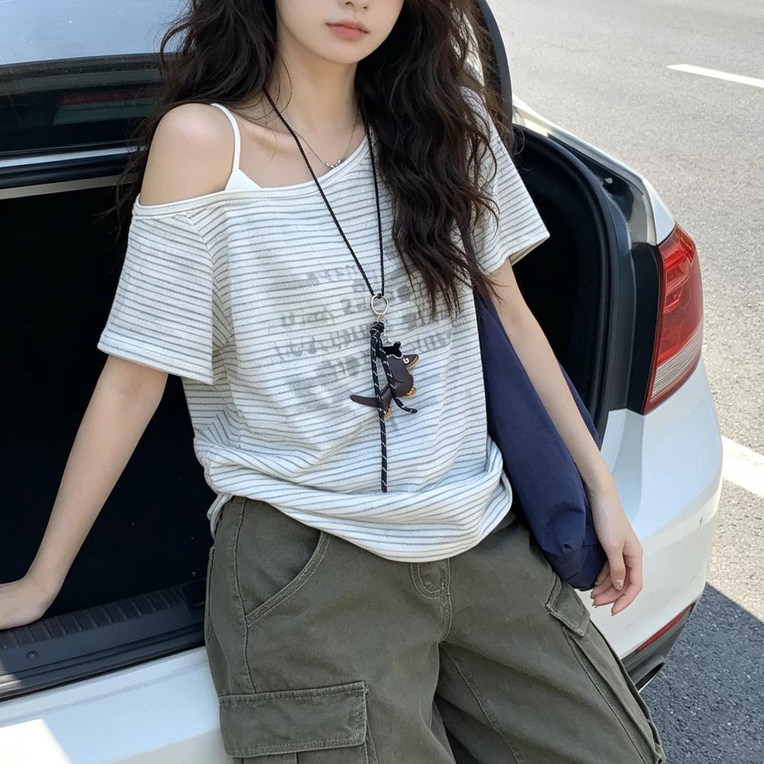 스트라이프 비스듬한 어깨 오프숄더 반팔 티셔츠 여성 여름 디자인 센스 작은 대중 작은 대중 슬림해 보이는 핫걸 순수한 욕망 바람 맨위 한 이미지 5