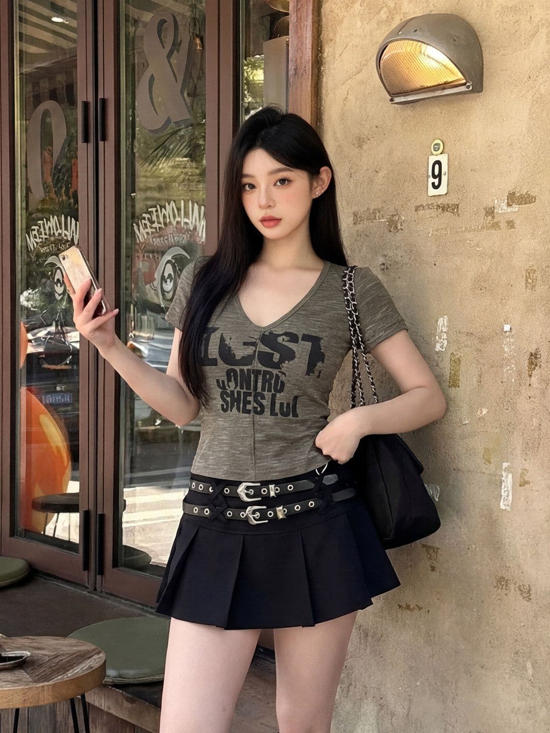경관 그림 핫걸 순수한 욕망 한국 스타일 패션 V넥 알파벳 반팔 티셔츠 여름 고급 슬림해 보이는 다용도 맨위 상세 이미지 2
