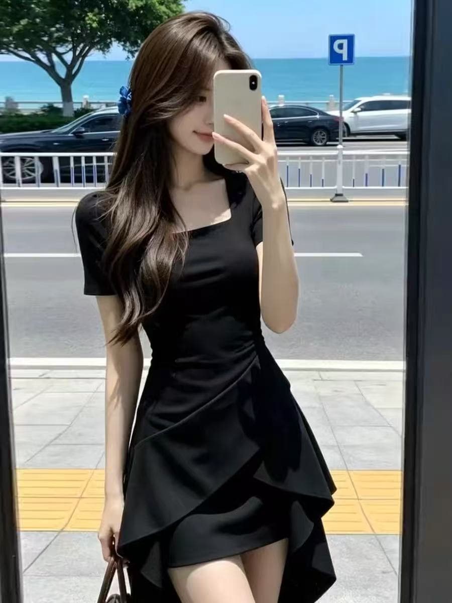 프랑스식 그는 벤 바람 검정색 점프 슈트 치마 여름 고급 센스 품격 허리 수축 불규칙 밑단 디자인 센스 미니 스커트 상세 이미지 3