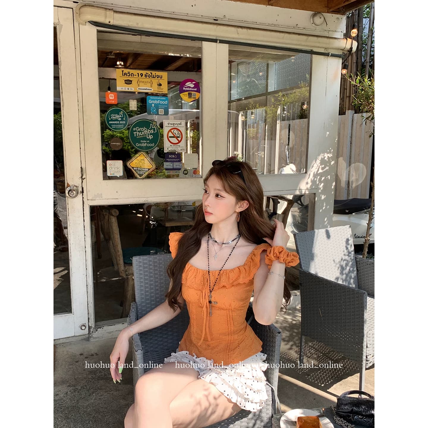 한여름 달콤한 오렌지색 활력 디스플레이 화이트 2026 여름 새로운 맨위 여성 프랑스식 프릴 칼라 몸매 가꾸기 셔츠 이미지 3