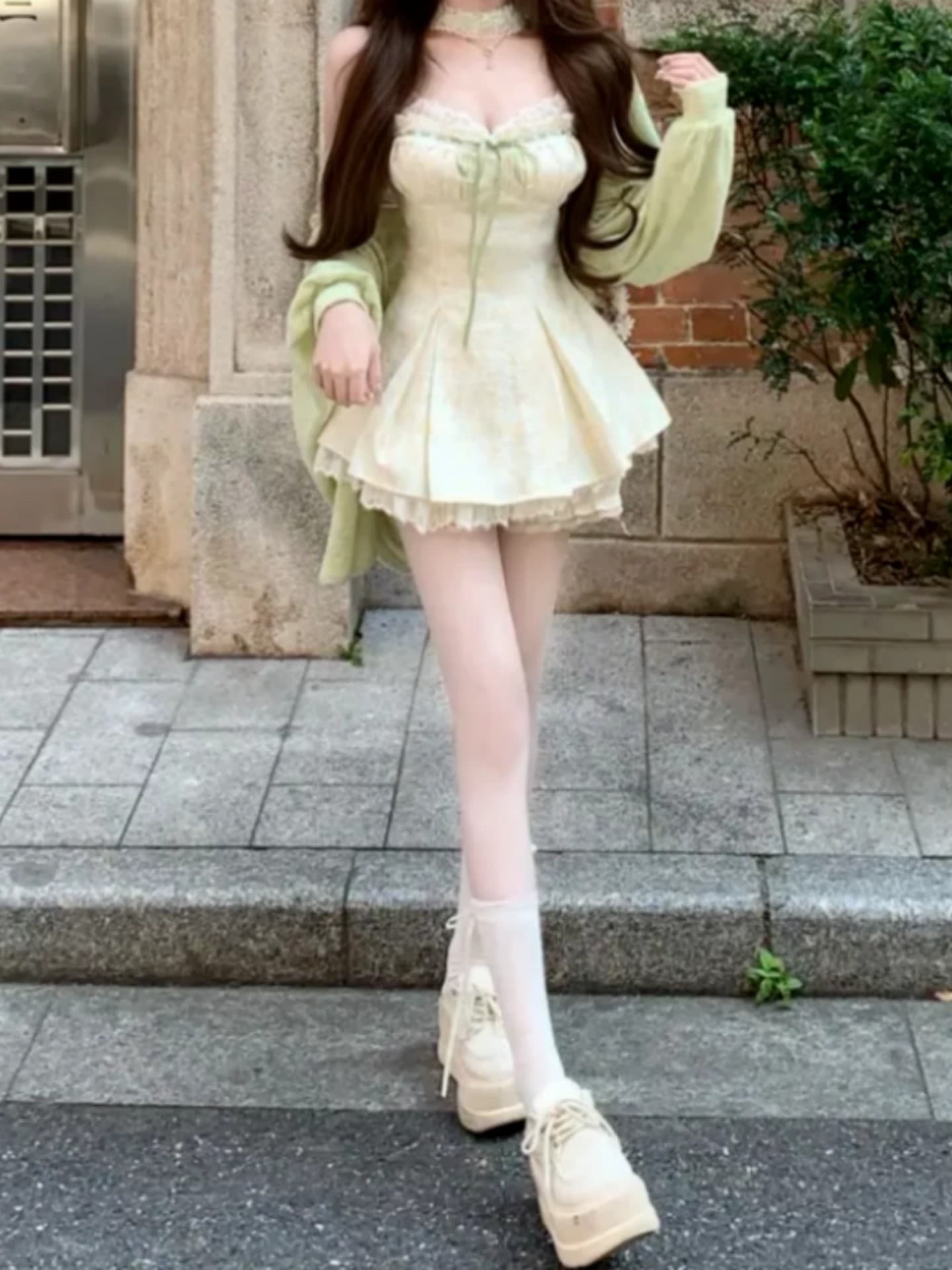 순수한 욕망 달콤함 미니 스커트 봄 여름 허리 수축 슬림해 보이는 디자인 센스 레이스 조각 슬립 드레스 오픈 가디건 세트 여성 이미지 3