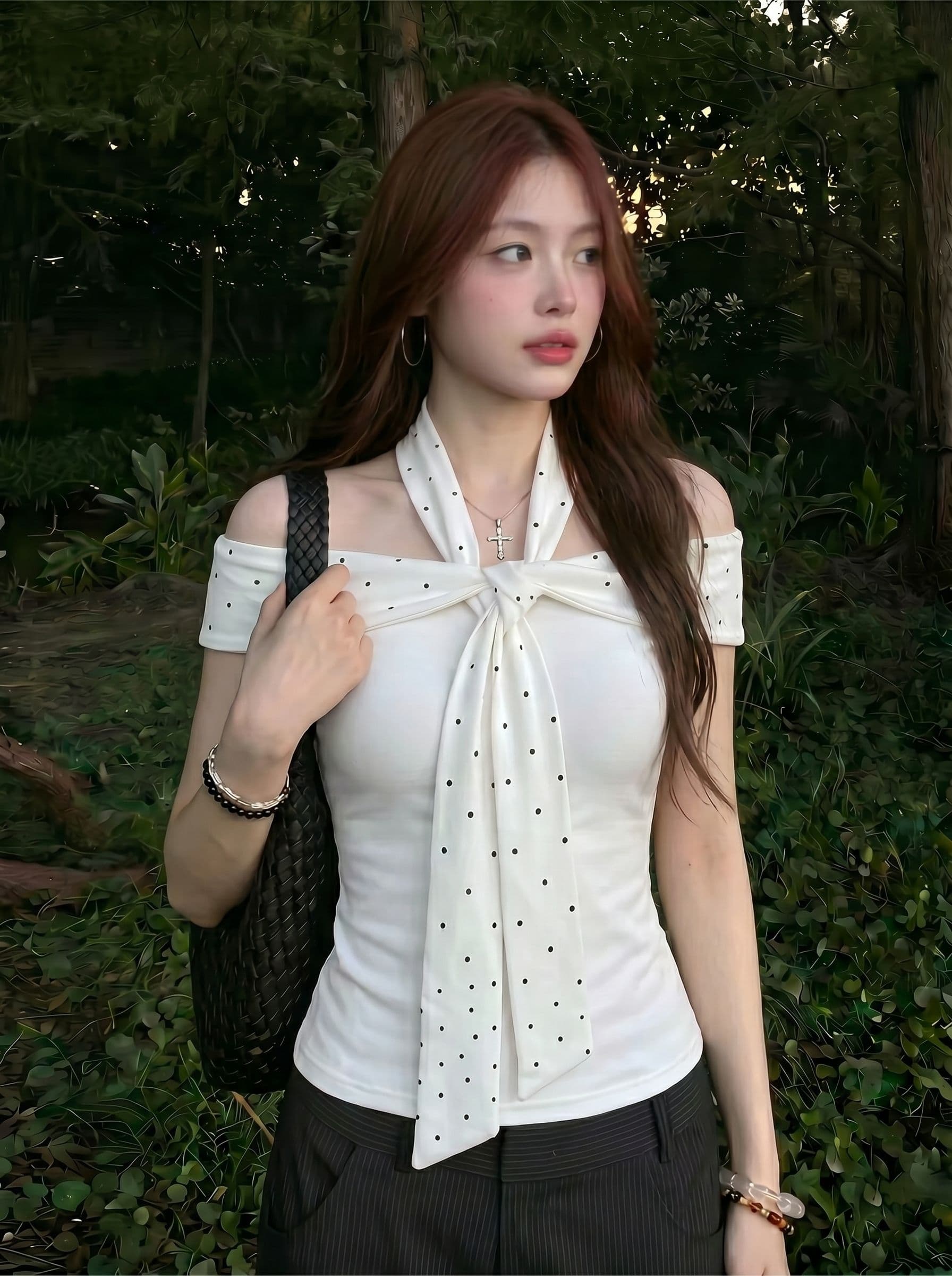 40 면 1 1 오스트리아 세대 서울 220 그램 핫걸 바람 화이트 도트 무늬 행침 목 오프숄더 반팔 티셔츠 상세 이미지 3