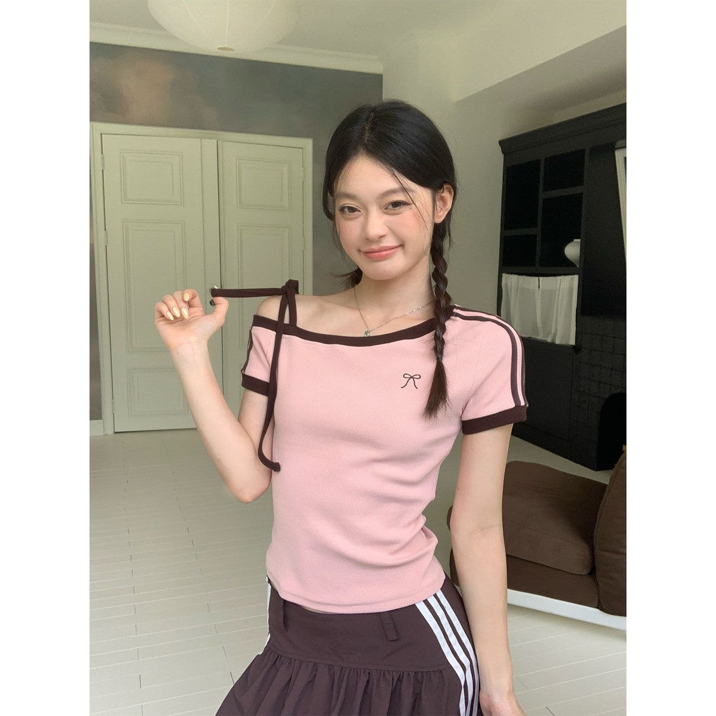 원본 것 원단 아메리칸 비스듬한 오프숄더 스트랩 스트라이프 반팔 티셔츠 여름 핫걸 긍정적 인 어깨 의류 이미지 2