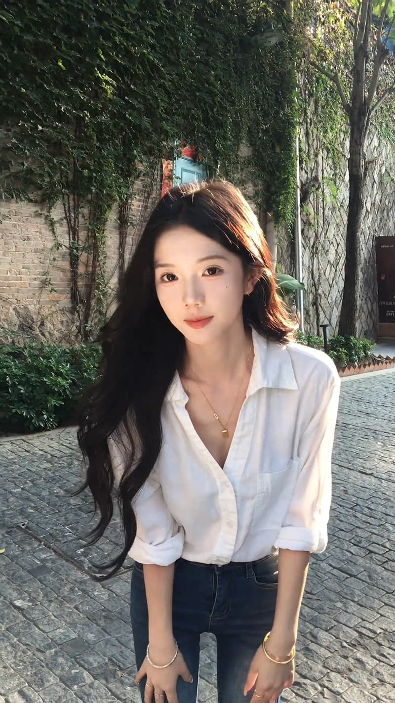 경관 그림 정가 패션 품격 여성 가을 프랑스식 캐주얼 화이트 POLO 칼라 긴팔 셔츠 슬림해 보이는 상세 이미지 2