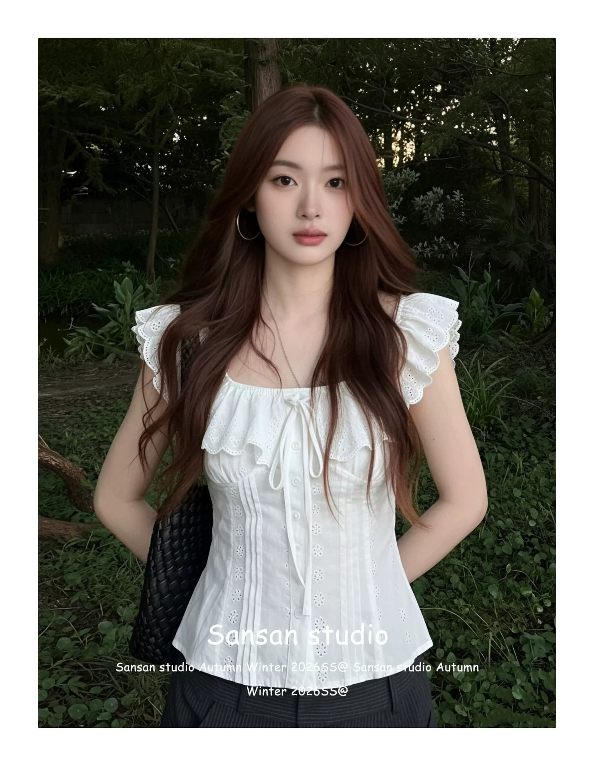 프랑스식 홀로우 아웃 반팔 여성 셔츠 초기 여름 착용 가져 가라. 프릴 칼라 화이트 셔츠 몸매 가꾸기 디스플레이 얇고 작은 날다 소매 맨위 상세 이미지 3