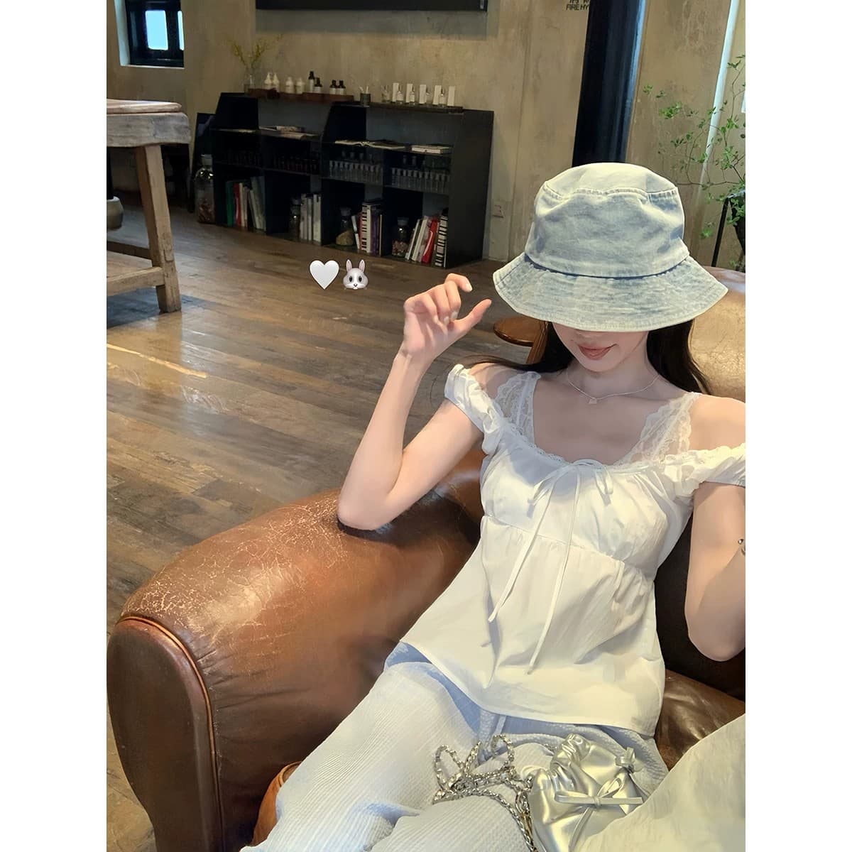 오프숄더 시폰 셔츠 여성 여름 디자인 센스 작은 대중 프랑스식 품격 루즈핏 맨위 이미지 3